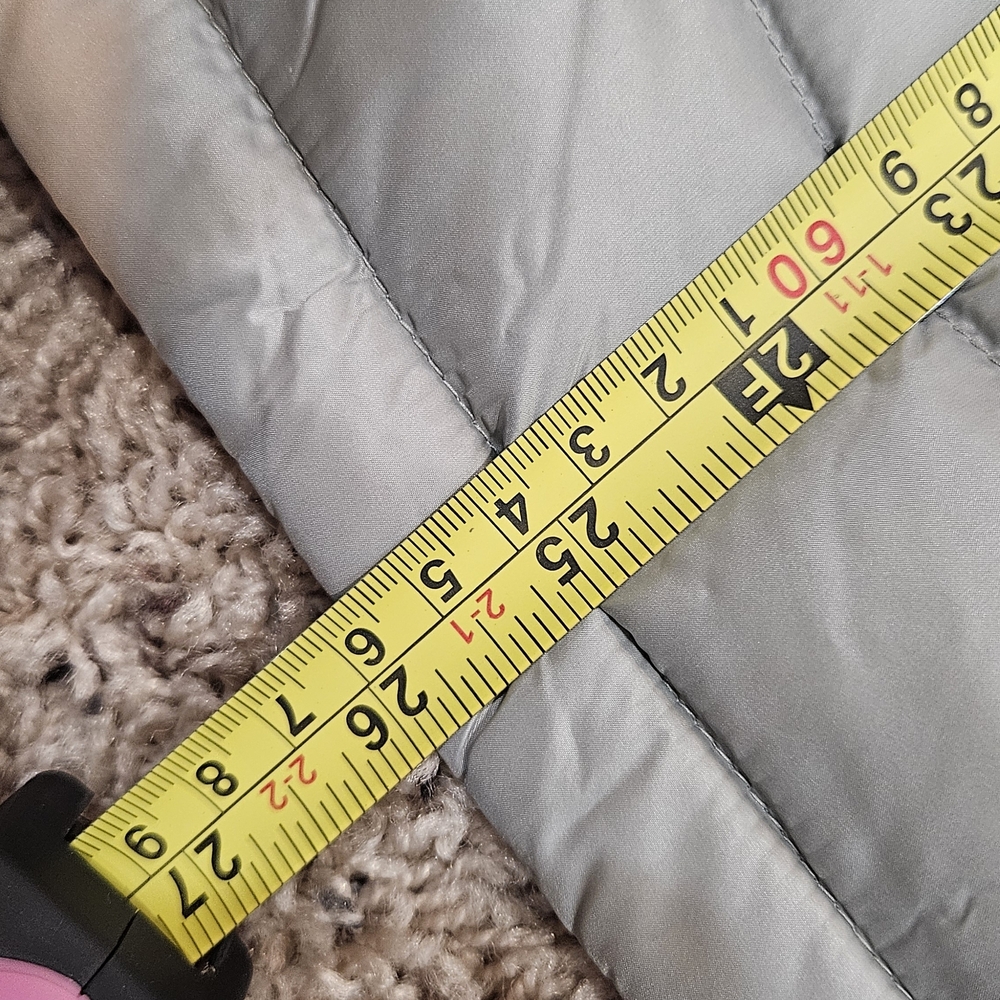 32 Degrees Women's Light Gray Sage Puffer Jacket. Packable - Picture 3 of 6